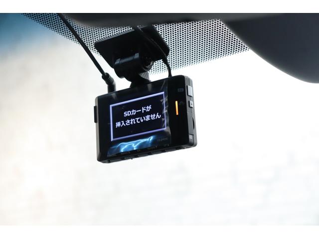 �h���C�u���R�[�_�[������f���Ɖ������L�^���Ă����h���C�u���R�[�_�[�́A���̂̍ۂɊm���ȏ؋��\�͂𔭊����Ă���܂��B