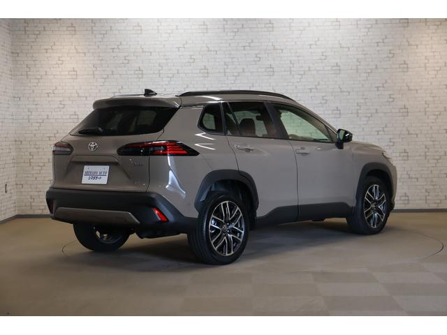 カローラクロス ハイブリッド　Ｚ　全周囲カメラ　クリアランスソナー　クルーズコントロール　レーンアシスト　パワーシート　パークアシスト　衝突被害軽減システム　ナビ　ＴＶ　オートマチックハイビーム　ＬＥＤヘッドランプ（14枚目）