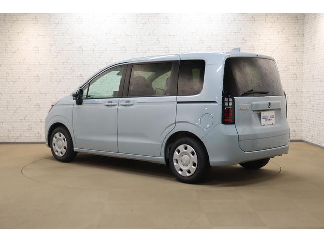 フリード エアー　クリアランスソナー　クルーズコントロール　レーンアシスト　衝突被害軽減システム　両側電動スライドドア　オートライト　ＬＥＤヘッドランプ　スマートキー　３列シート　ウォークスルー　ＣＶＴ（19枚目）