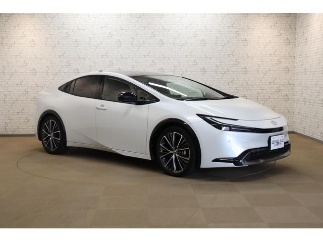 プリウス Ｚ　クリアランスソナー　レーンアシスト　クルーズコントロール　衝突被害軽減システム　全周囲カメラ　ナビ　ＴＶ　アルミホイール　オートマチックハイビーム　オートライト　ＬＥＤヘッドランプ　サンルーフ（13枚目）