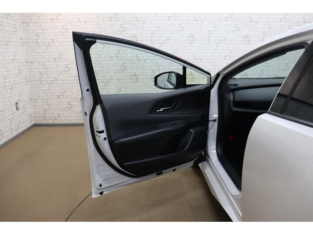 プリウス Ｚ　クリアランスソナー　レーンアシスト　クルーズコントロール　衝突被害軽減システム　全周囲カメラ　ナビ　ＴＶ　アルミホイール　オートマチックハイビーム　オートライト　ＬＥＤヘッドランプ　サンルーフ（30枚目）