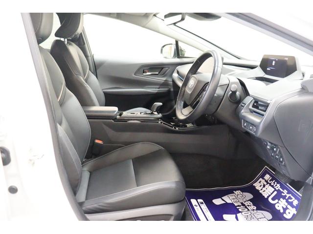 プリウス Ｚ　クリアランスソナー　レーンアシスト　クルーズコントロール　衝突被害軽減システム　全周囲カメラ　ナビ　ＴＶ　アルミホイール　オートマチックハイビーム　オートライト　ＬＥＤヘッドランプ　サンルーフ（31枚目）