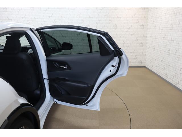 プリウス Ｚ　クリアランスソナー　レーンアシスト　クルーズコントロール　衝突被害軽減システム　全周囲カメラ　ナビ　ＴＶ　アルミホイール　オートマチックハイビーム　オートライト　ＬＥＤヘッドランプ　サンルーフ（34枚目）