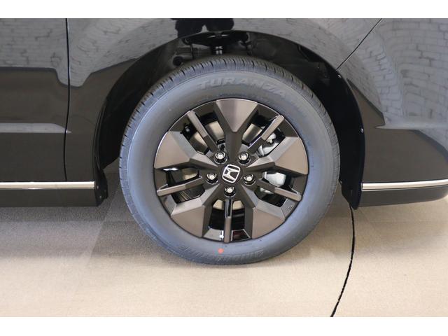 ステップワゴン ｅ：ＨＥＶスパーダ　バックカメラ　クリアランスソナー　クルーズコントロール　レーンアシスト　衝突被害軽減システム　両側電動スライドドア　オートライト　ＬＥＤヘッドランプ　スマートキー　シートヒーター　３列シート（21枚目）