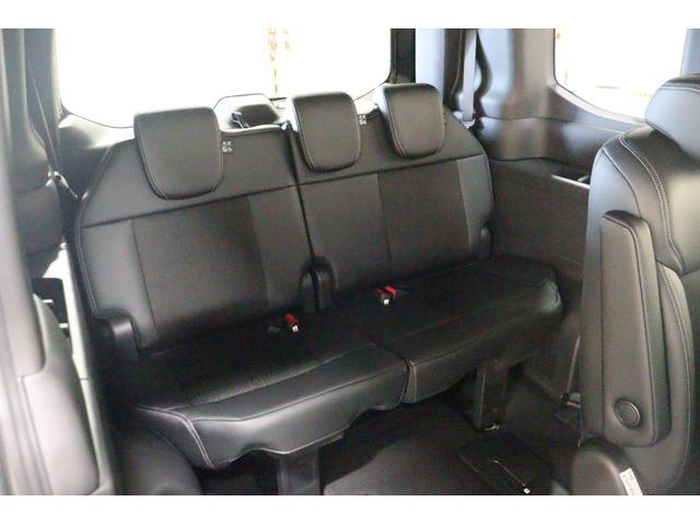 ステップワゴン ｅ：ＨＥＶスパーダ　バックカメラ　クリアランスソナー　クルーズコントロール　レーンアシスト　衝突被害軽減システム　両側電動スライドドア　オートライト　ＬＥＤヘッドランプ　スマートキー　シートヒーター　３列シート（23枚目）