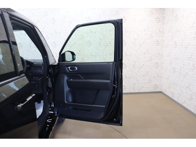 ステップワゴン ｅ：ＨＥＶスパーダ　バックカメラ　クリアランスソナー　クルーズコントロール　レーンアシスト　衝突被害軽減システム　両側電動スライドドア　オートライト　ＬＥＤヘッドランプ　スマートキー　シートヒーター　３列シート（27枚目）