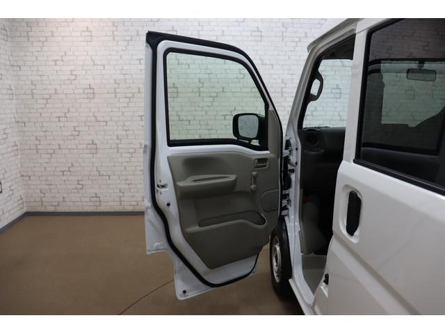 エブリイ ＰＡ　ＡＴ　両側スライドドア　アイドリングストップ　ＡＢＳ　ＥＳＣ　エアコン　パワーステアリング　運転席エアバッグ　助手席エアバッグ（12枚目）