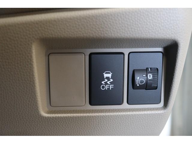 Ｎ－ＷＧＮ Ｇ　ＥＴＣ　バックカメラ　ナビ　スマートキー　アイドリングストップ　ベンチシート　ＣＶＴ　盗難防止システム　ＡＢＳ　ＥＳＣ　ＣＤ　ＵＳＢ　衝突安全ボディ　エアコン　パワーステアリング　パワーウィンドウ（9枚目）