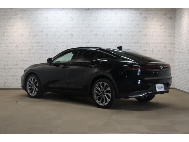 クラウンクロスオーバー Ｇアドバンスド・レザーパッケージ　４ＷＤ　全周囲カメラ　クリアランスソナー　クルーズコントロール　レーンアシスト　パワーシート　衝突被害軽減システム　ＴＶ　オートマチックハイビーム　ＬＥＤヘッドランプ　アルミホイール（17枚目）