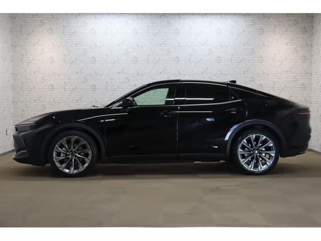 クラウンクロスオーバー Ｇアドバンスド・レザーパッケージ　４ＷＤ　全周囲カメラ　クリアランスソナー　クルーズコントロール　レーンアシスト　パワーシート　衝突被害軽減システム　ＴＶ　オートマチックハイビーム　ＬＥＤヘッドランプ　アルミホイール（18枚目）