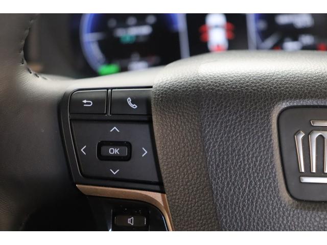 クラウンクロスオーバー Ｇアドバンスド・レザーパッケージ　４ＷＤ　全周囲カメラ　クリアランスソナー　クルーズコントロール　レーンアシスト　パワーシート　衝突被害軽減システム　ＴＶ　オートマチックハイビーム　ＬＥＤヘッドランプ　アルミホイール（28枚目）