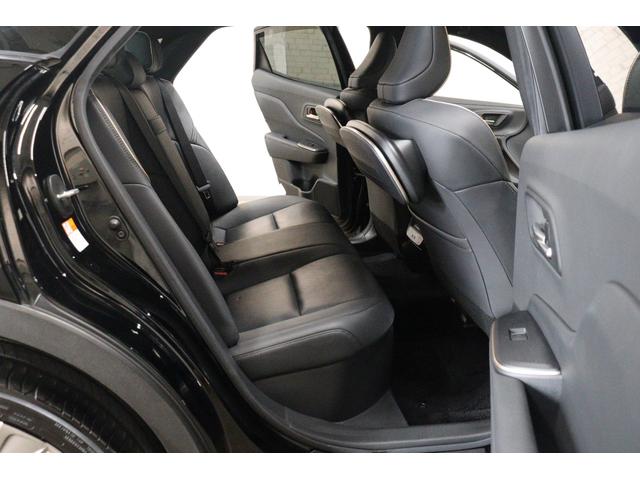 クラウンクロスオーバー Ｇアドバンスド・レザーパッケージ　４ＷＤ　全周囲カメラ　クリアランスソナー　クルーズコントロール　レーンアシスト　パワーシート　衝突被害軽減システム　ＴＶ　オートマチックハイビーム　ＬＥＤヘッドランプ　アルミホイール（34枚目）