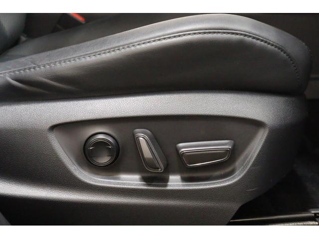 クラウンクロスオーバー Ｇアドバンスド・レザーパッケージ　４ＷＤ　全周囲カメラ　クリアランスソナー　クルーズコントロール　レーンアシスト　パワーシート　衝突被害軽減システム　ＴＶ　オートマチックハイビーム　ＬＥＤヘッドランプ　アルミホイール（35枚目）