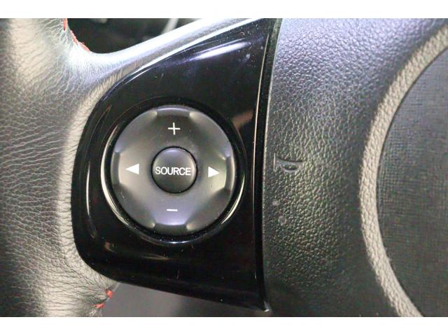 Ｎ－ＢＯＸカスタム ２トーンカラースタイル　Ｇ・Ｌパッケージ　ＥＴＣ　両側スライド・片側電動　ＨＩＤ　スマートキー　アイドリングストップ　ベンチシート　ＣＶＴ　盗難防止システム　ＡＢＳ　ＥＳＣ　エアコン　パワーステアリング　パワーウィンドウ（8枚目）