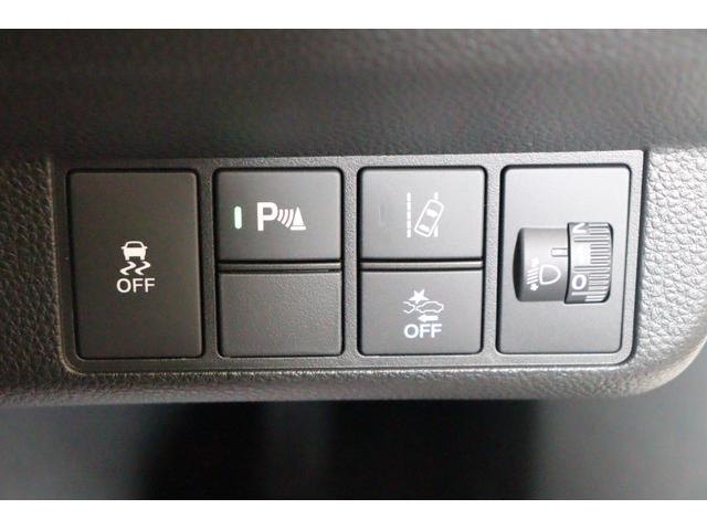 �Փ˔�Q�y���V�X�e���I�Փ˂̉\���������ꍇ�A�u���[�L�̕⏕������s���A�������ďՓ˔�Q���y������V�X�e���ł��B