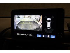 バックカメラ装備。駐車が苦手な方には欠かせません。 5