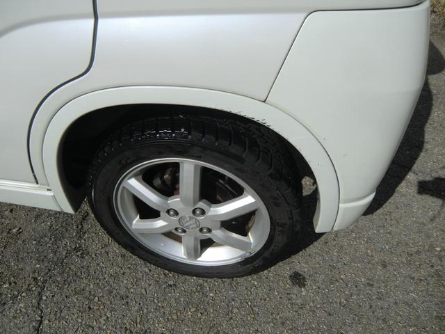 Ｋｅｉワークス ベースグレード　純正赤レカロ　車検Ｒ９年４月　５ＭＴ　ナビ　キーレス　純正１５インチアルミ（25枚目）