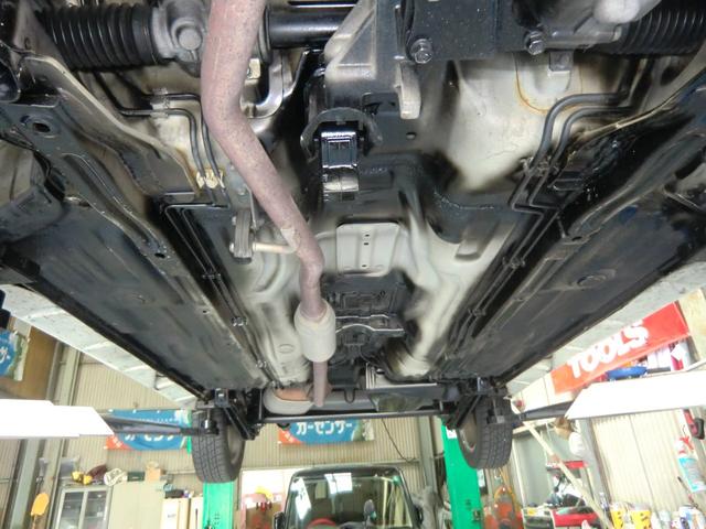 Ｋｅｉワークス ベースグレード　純正赤レカロ　車検Ｒ９年４月　５ＭＴ　ナビ　キーレス　純正１５インチアルミ（64枚目）