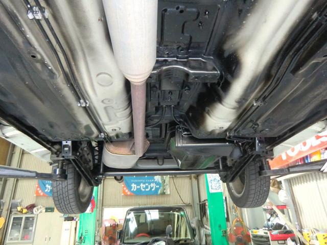 Ｋｅｉワークス ベースグレード　純正赤レカロ　車検Ｒ９年４月　５ＭＴ　ナビ　キーレス　純正１５インチアルミ（65枚目）