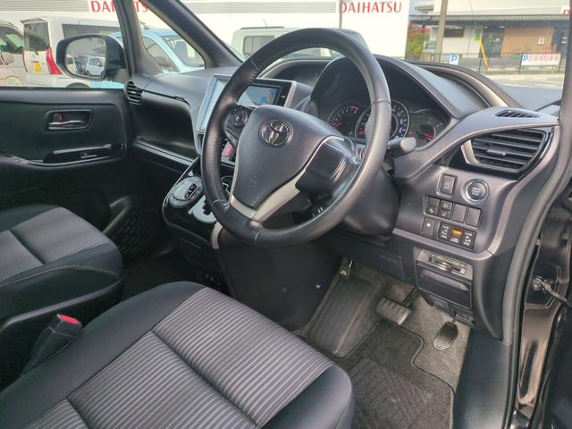 ヴォクシー ＺＳ　煌ＩＩ　禁煙車　バックカメラ　ナビ　ＴＶ　クリアランスソナー　オートクルーズコントロール　レーンアシスト　衝突被害軽減システム　両側電動スライドドア　オートマチックハイビーム　後席モニター（36枚目）