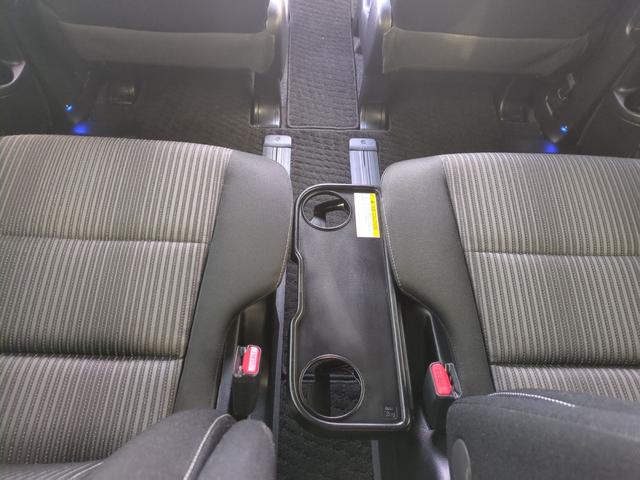 ヴォクシー ＺＳ　煌ＩＩ　禁煙車　バックカメラ　ナビ　ＴＶ　クリアランスソナー　オートクルーズコントロール　レーンアシスト　衝突被害軽減システム　両側電動スライドドア　オートマチックハイビーム　後席モニター（54枚目）