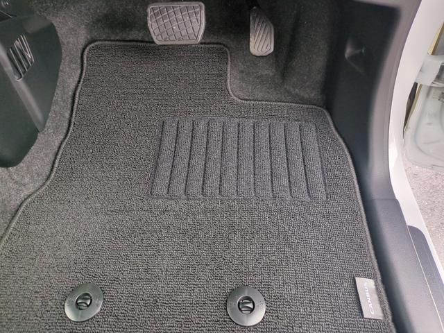 ムーヴキャンバス ストライプスＧ　ドライブレコーダー　禁煙車　ＥＴＣ　全周囲カメラ　両側電動スライドドア　ナビ　ＴＶ　クリアランスソナー　衝突被害軽減システム　オートライト　ＬＥＤヘッドランプ　スマートキー　アイドリングストップ（22枚目）