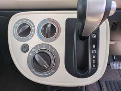 気温に合わせて直感的に操作することで、車内をいつでも快適に保てます。 7