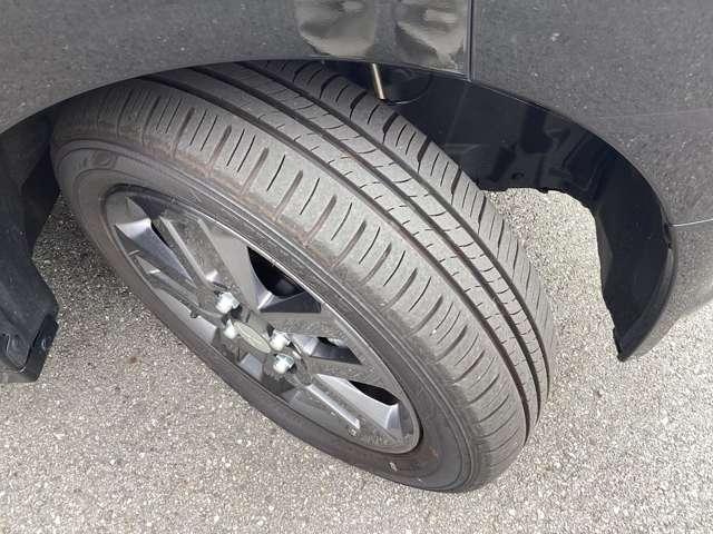 デリカミニ Ｔ　プレミアム　４ＷＤ　ターボ仕様　マイパイロット搭載　両（14枚目）
