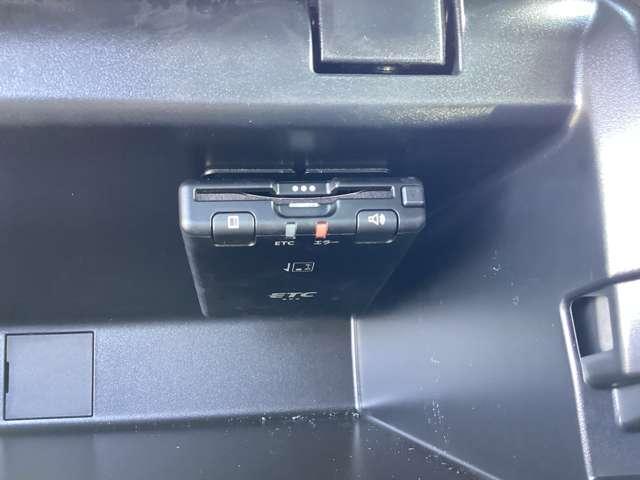 トライトン GSR 9インチスマホ連携ナビゲーション(4枚目)