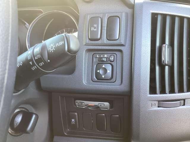 デリカD:5 M リミテッドパッケージ ALPINEワイドGALED液晶メモリーナビゲーシ(3枚目)