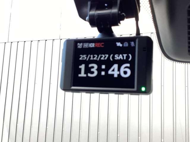 �������̎��I���S�̃h���C�u���R�[�_�[���������Ă��܂��B