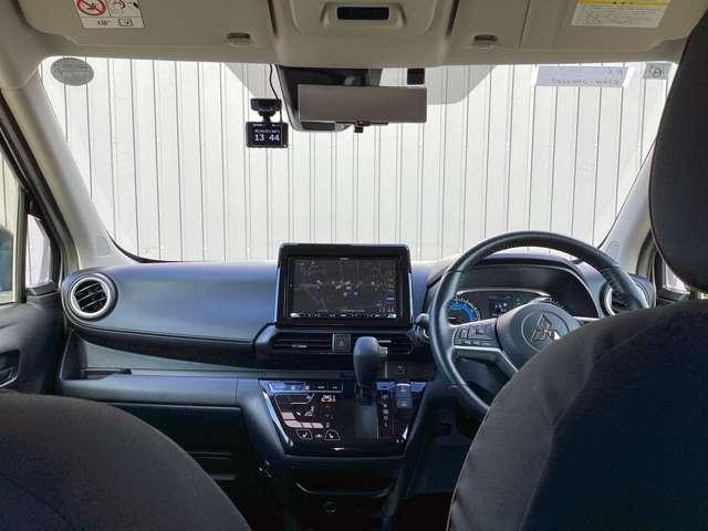 ���[�_�[�N���[�Y�R���g���[���V�X�e���𓋍ځB��s�Ԃ̉����E�����E��~�ɒǏ]���s�B�ݒ肵���Ԋԋ�����ۂ��Ȃ��瑖�s���܂��B