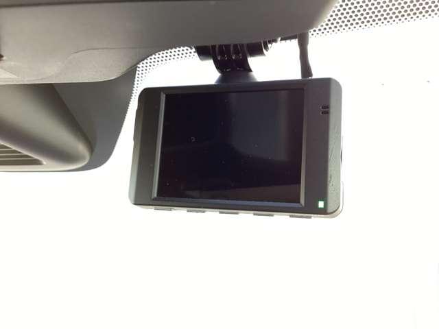 �������̎��I���S�̃h���C�u���R�[�_�[���������Ă��܂��B