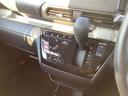 シフトレバーの高さもピッタリで操作しやすくなっています。