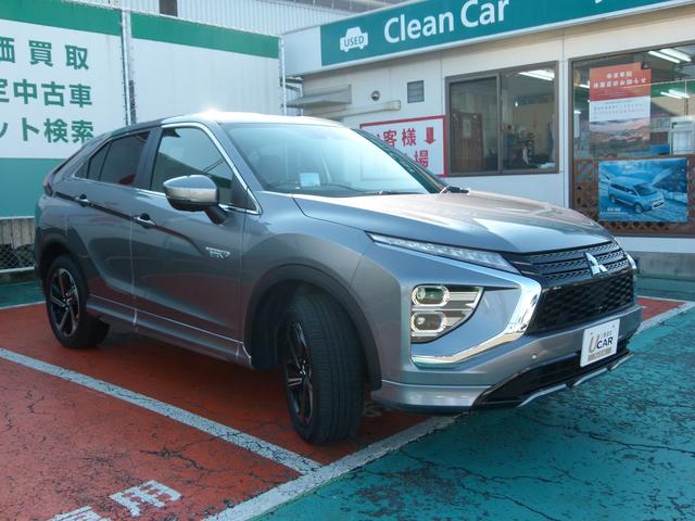 エクリプスクロスＰＨＥＶ Ｐ　元デモカー　４ＷＤ　プラグインハイブリッド　三菱スマホ連携ナビ　１００Ｖ電源　温水ヒーター　衝突被害軽減ブレーキ　誤発進抑制　シートヒーター　ＥＴＣ（3枚目）