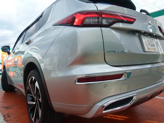 アウトランダーＰＨＥＶ Ｐ　７人乗　プラグインハイブリッド４ＷＤ　スマホ連携ナビ　全方位カメラ　サンルーフ　前後ドラレコ　ＥＴＣ　衝突軽減ブレーキ　誤発進抑車線　後側方検知警報　シートヒーター　１００Ｖ電源　ワンオーナー（51枚目）