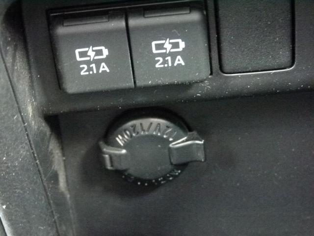 ヴォクシー ハイブリッドＺＳ　煌ＩＩＩ　７人乗　純正ＳＤナビ　バックカメラ　両側電動スライドドア　ＥＴＣ　前後ドラレコ　シートヒーター　衝突軽減ブレーキ　禁煙　ワンオーナー（31枚目）