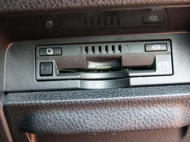 ヴォクシー ハイブリッドＺＳ　煌ＩＩＩ　７人乗　純正ＳＤナビ　バックカメラ　両側電動スライドドア　ＥＴＣ　前後ドラレコ　シートヒーター　衝突軽減ブレーキ　禁煙　ワンオーナー（32枚目）