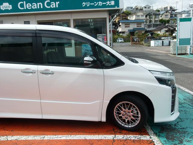 ヴォクシー ハイブリッドＺＳ　煌ＩＩＩ　７人乗　純正ＳＤナビ　バックカメラ　両側電動スライドドア　ＥＴＣ　前後ドラレコ　シートヒーター　衝突軽減ブレーキ　禁煙　ワンオーナー（53枚目）