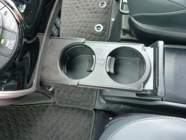 ヴォクシー ハイブリッドＺＳ　煌ＩＩＩ　７人乗　純正ＳＤナビ　バックカメラ　両側電動スライドドア　ＥＴＣ　前後ドラレコ　シートヒーター　衝突軽減ブレーキ　禁煙　ワンオーナー（67枚目）