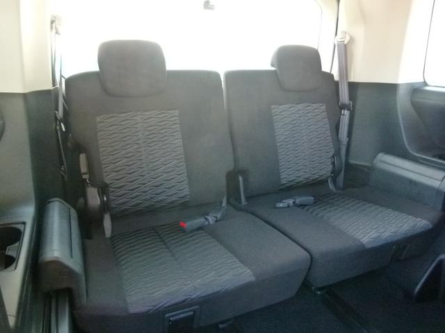 デリカD:5 P ディーゼルターボ4WD 7人乗 純正10.1型ナビ 全方位カメラ ETC 前後ドラレコ 両側電動スライドドア 後側方検知警報 衝突軽減ブレーキ 前誤発進抑制 シートヒーター 禁煙 ワンオーナー(17枚目)