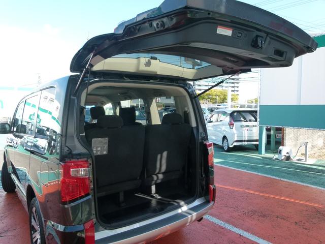 デリカD:5 P ディーゼルターボ4WD 7人乗 純正10.1型ナビ 全方位カメラ ETC 前後ドラレコ 両側電動スライドドア 後側方検知警報 衝突軽減ブレーキ 前誤発進抑制 シートヒーター 禁煙 ワンオーナー(20枚目)