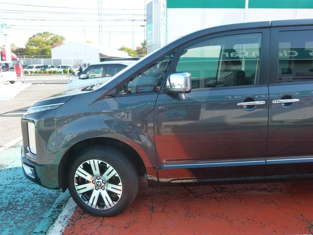 デリカD:5 P ディーゼルターボ4WD 7人乗 純正10.1型ナビ 全方位カメラ ETC 前後ドラレコ 両側電動スライドドア 後側方検知警報 衝突軽減ブレーキ 前誤発進抑制 シートヒーター 禁煙 ワンオーナー(49枚目)