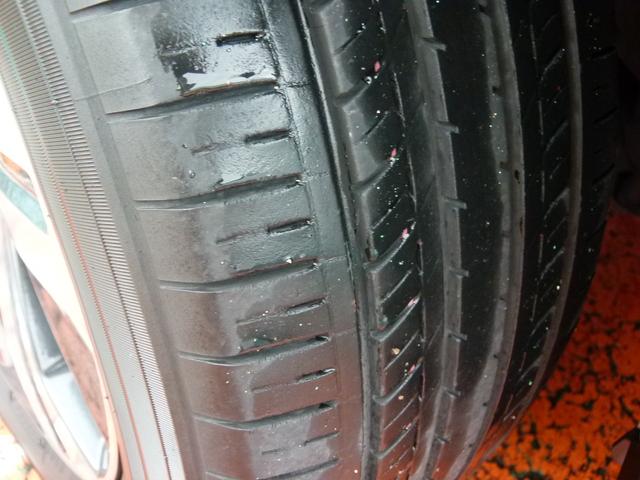 ３．車庫証明はどうするのですか？⇒行政書士に依頼します。全国ネットワークがございますので遠方でも当社で手配いたします。車庫を借りられている場合は保管場所使用承諾書をお客様自身でご用意ください。