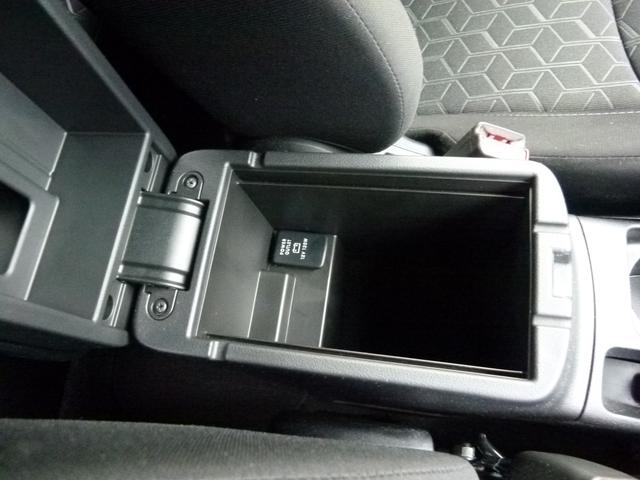 アクセサリーソケット付きで便利ですね！