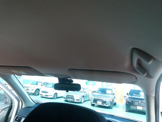 アウトランダー ２４Ｇナビパッケージ　４ＷＤ　７人乗り　純正ＭＭＣＳナビ　バックカメラ　ＥＴＣ　衝突被害軽減ブレーキ　レーダークルーズ　電動テールゲート　スマーキー　アイドリングストップ　ワンオーナー（76枚目）