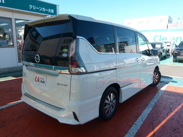 セレナ e-パワー ハイウェイスターV 7人乗 純正SDナビ 全方位カメラ 両側電動スライドドア プロパイロット デジタルルームミラー レーダークルーズ 衝突軽減ブレーキ 前ドラレコ シートヒーター(8枚目)