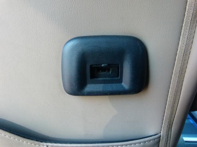 セレナ e-パワー ハイウェイスターV 7人乗 純正SDナビ 全方位カメラ 両側電動スライドドア プロパイロット デジタルルームミラー レーダークルーズ 衝突軽減ブレーキ 前ドラレコ シートヒーター(43枚目)