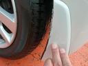 左後部バンパーに少し擦り傷がございます!