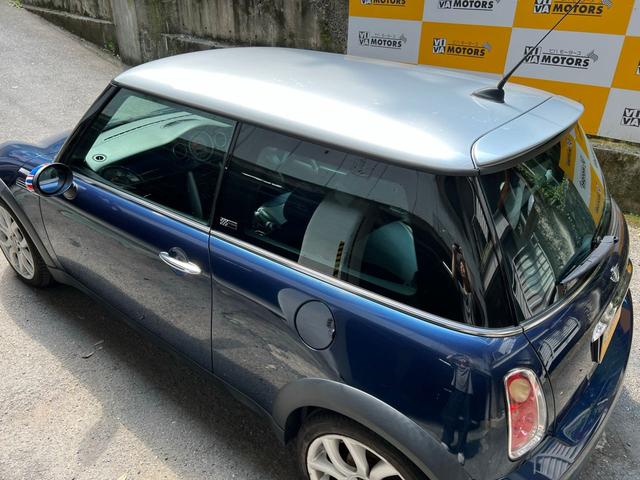 ＭＩＮＩ クーパー　チェックメイト　チェックメイト専用１７インチアルミ　ワンオーナー車　ヘッドライトコーティング済（12枚目）